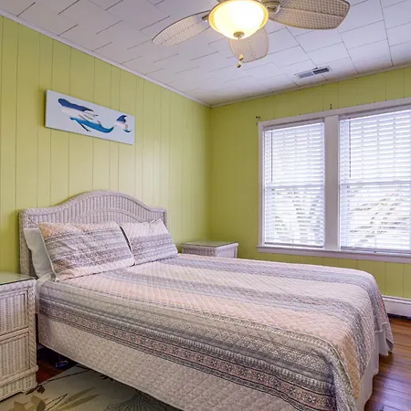 Ocean City Escape With Cozy Porch Walk To Boardwalk
